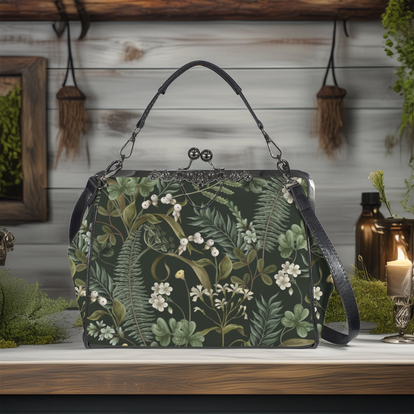 Woodland Botanical Kisslock Purse
